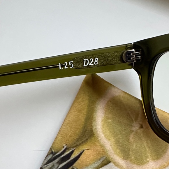 Caddis D28 Glasses Heritage Green 1.25 - Picture 2 of 4